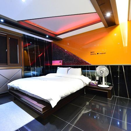 Daegu Piano Motel Exterior photo