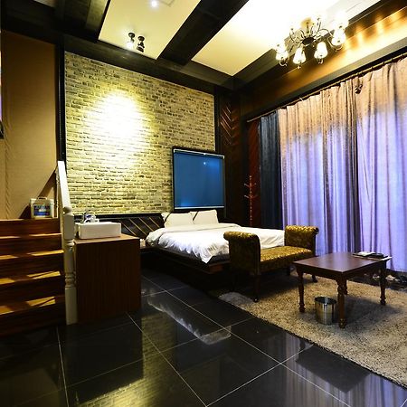Daegu Piano Motel Exterior photo